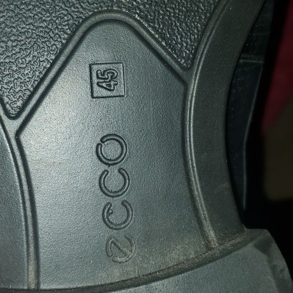 Ecco Dress Shoes - Picture 7 of 7
